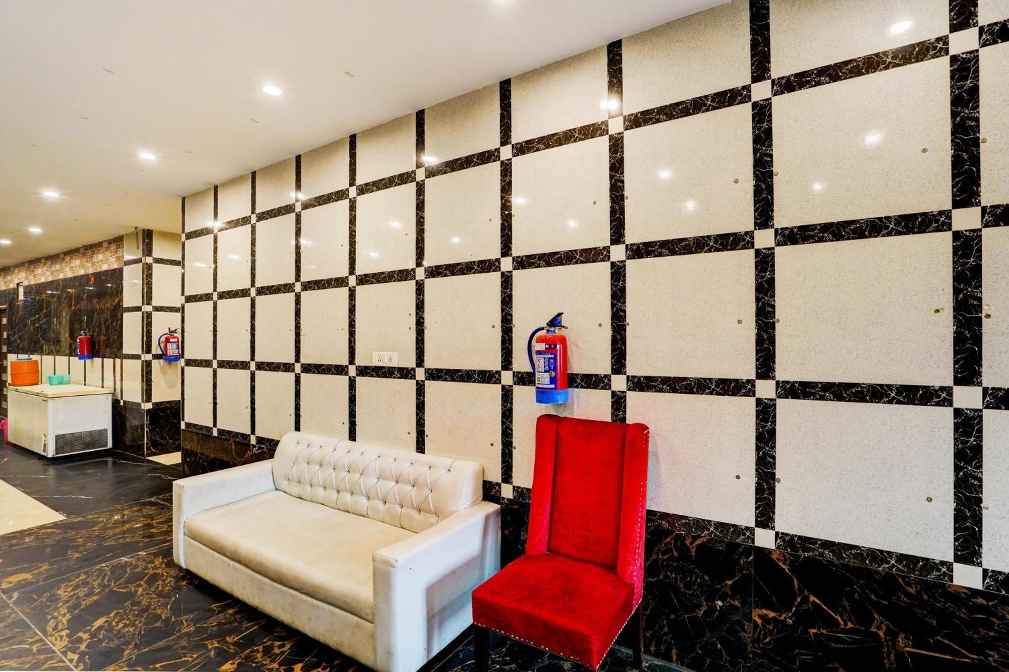 Hotel O Blue Vibes Мірут Екстер'єр фото