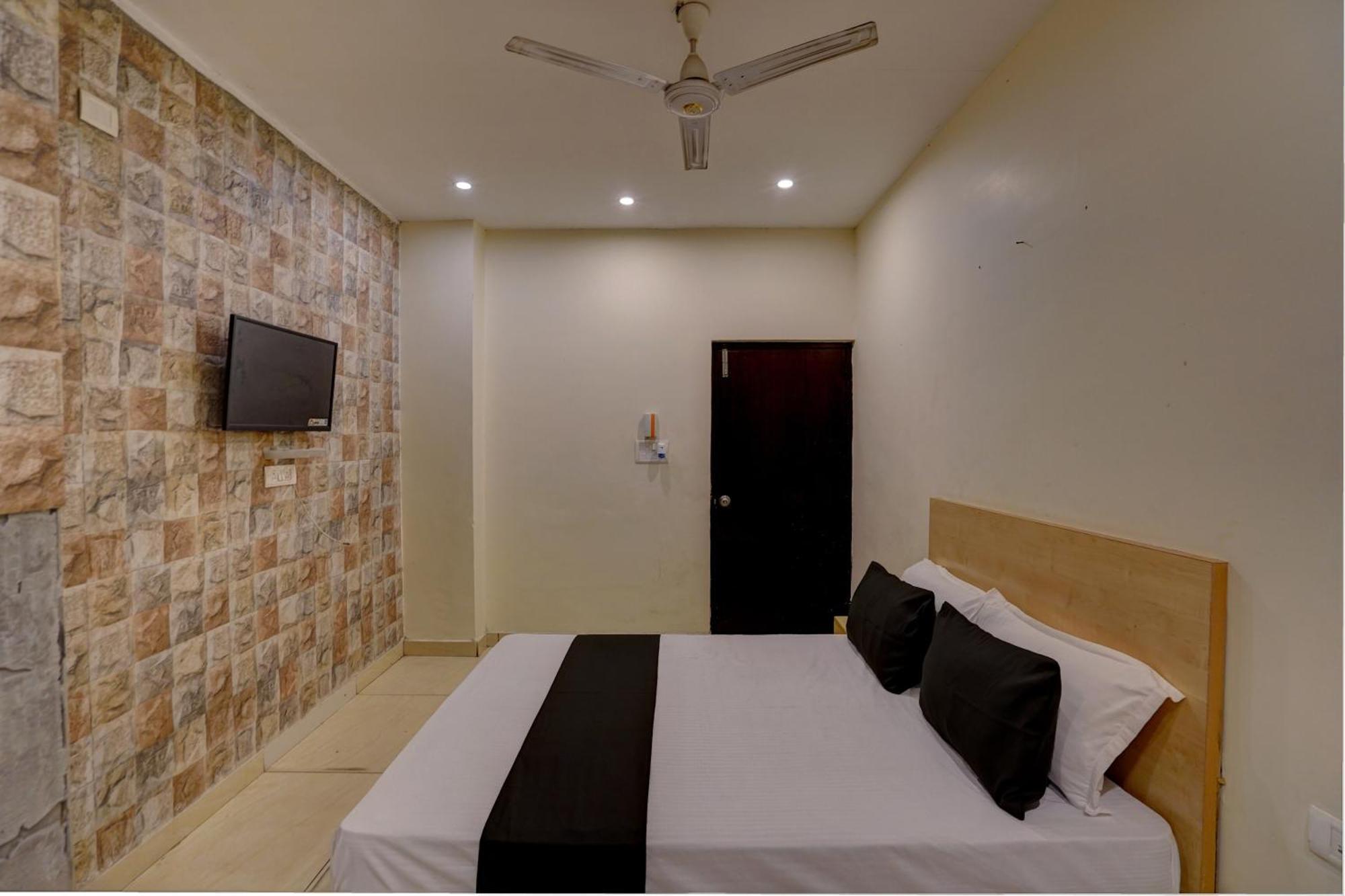 Hotel O Blue Vibes Мірут Екстер'єр фото